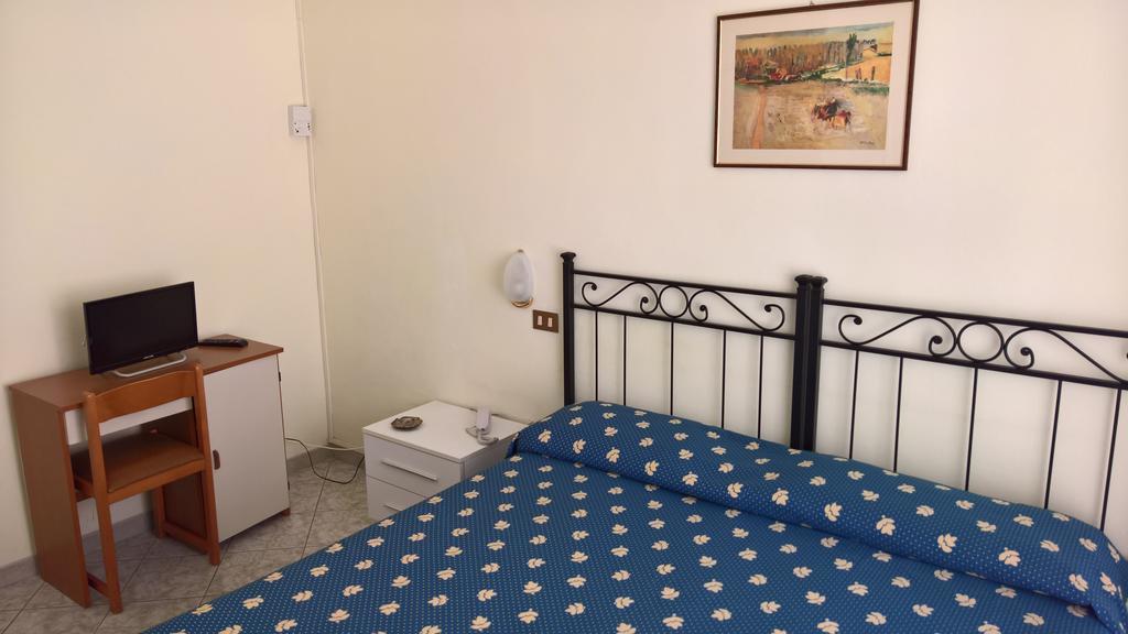 Albergo Golfo فولّونيكا المظهر الخارجي الصورة